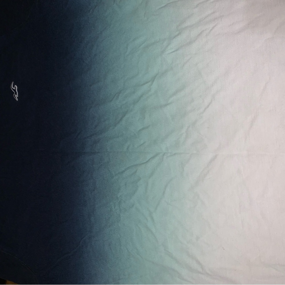 Hollister Two Tone Men's T-shirt Size Medium Blue, White Colorblock